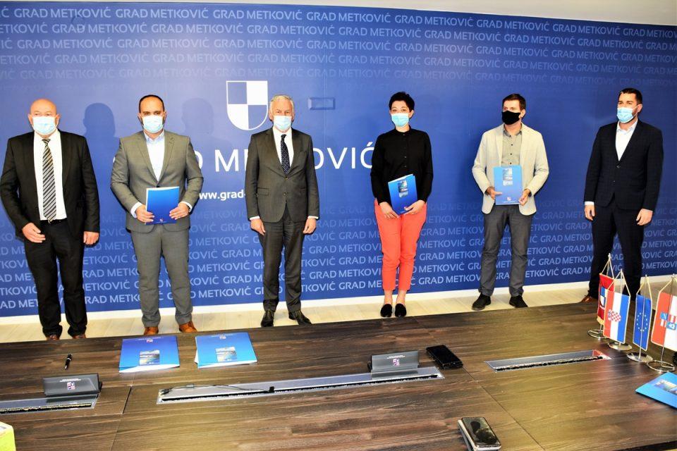 metkovic ugovori naslovna