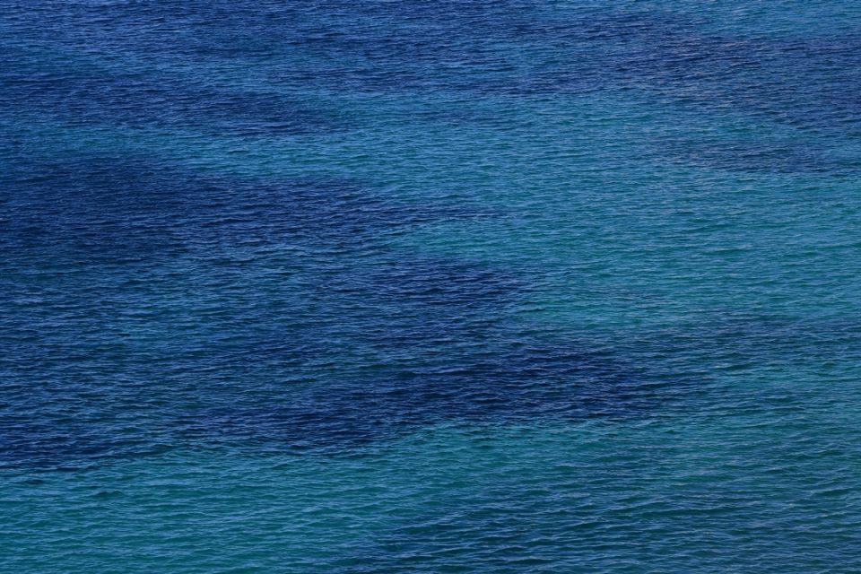 Ponovno je onečišćeno more na plaži Ispod zidina u Korčuli