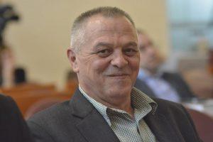 'Ne mogu sve profesije raditi do 67. Zamislite konobara da u tim godinama poslužuje stol' 1 mladen gojun