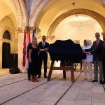 Donacija replike ploce Konzulata DR 9