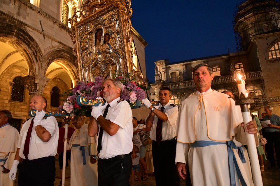 016velika gospa procesija