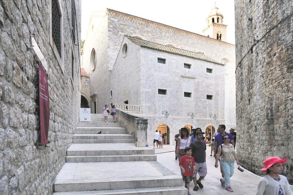 NAKON PUNE ČETIRI GODINE Crkva sv. Dominika oslobođena skela, završena prva faza obnove