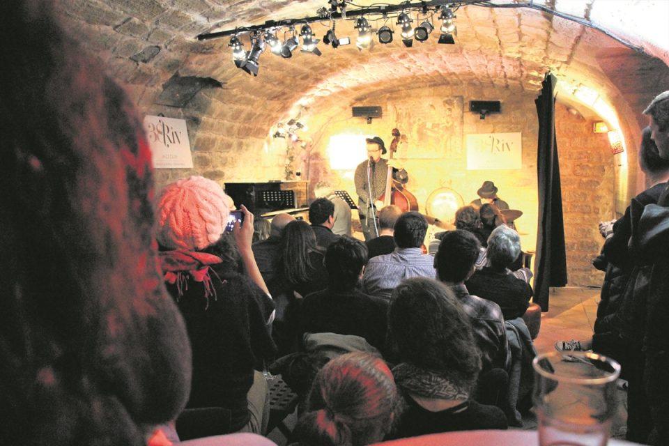 GLAZBENIK I KONTRABASIST NIKOLA BREŠKOVIĆ IZ PARIZA Dubrovnik zaslužuje više jazz koncerata