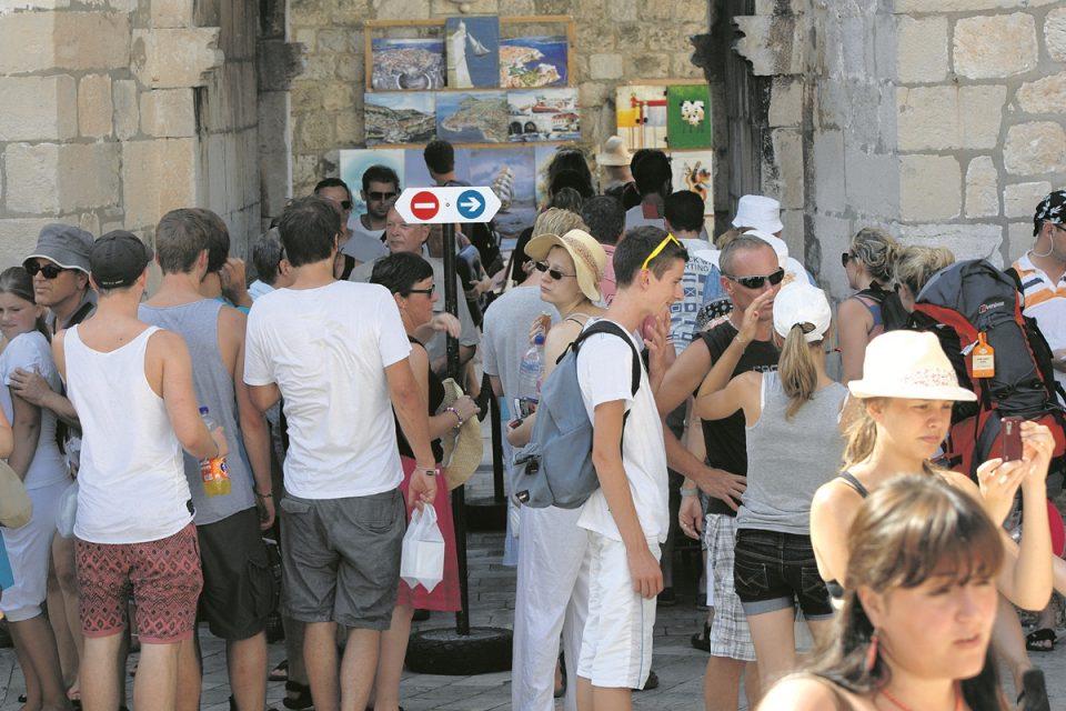 UNATOČ ODLASKU 'U CRVENO' U Hrvatskoj trenutno boravi više turista nego 2019.