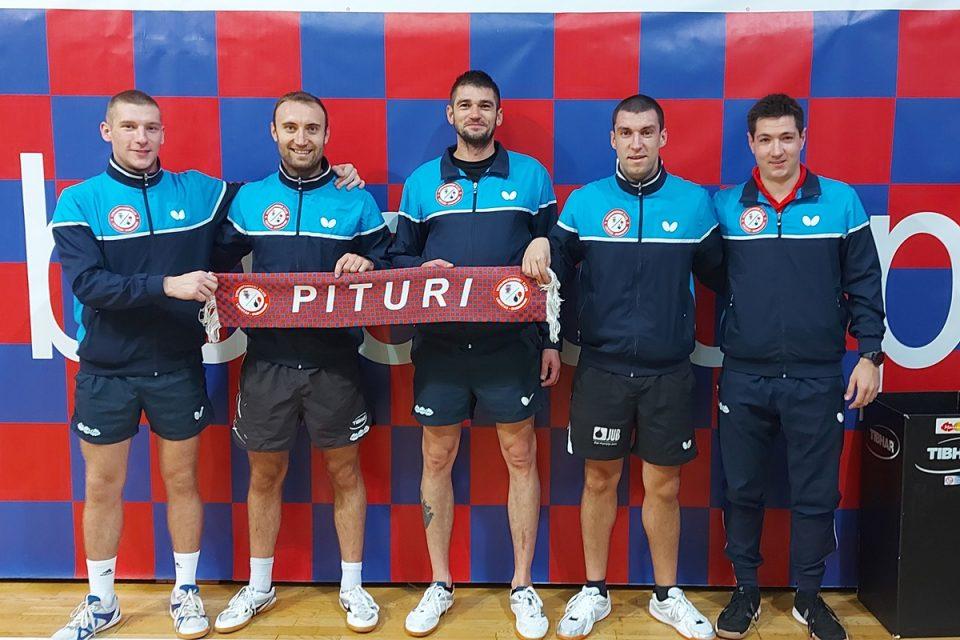 Seniorski B sastav Pitura (Marko Venier, Marko Šarić, Vedran Đurđević, Filip Mikulić i Antonio Giron)