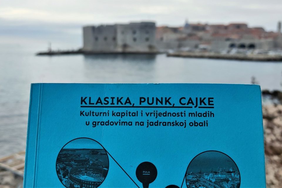 kultura punk cajke