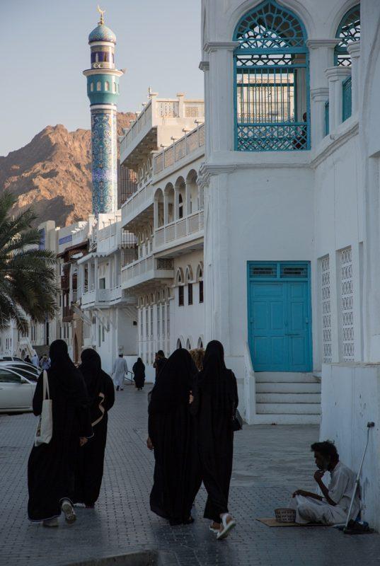 002vuka oman