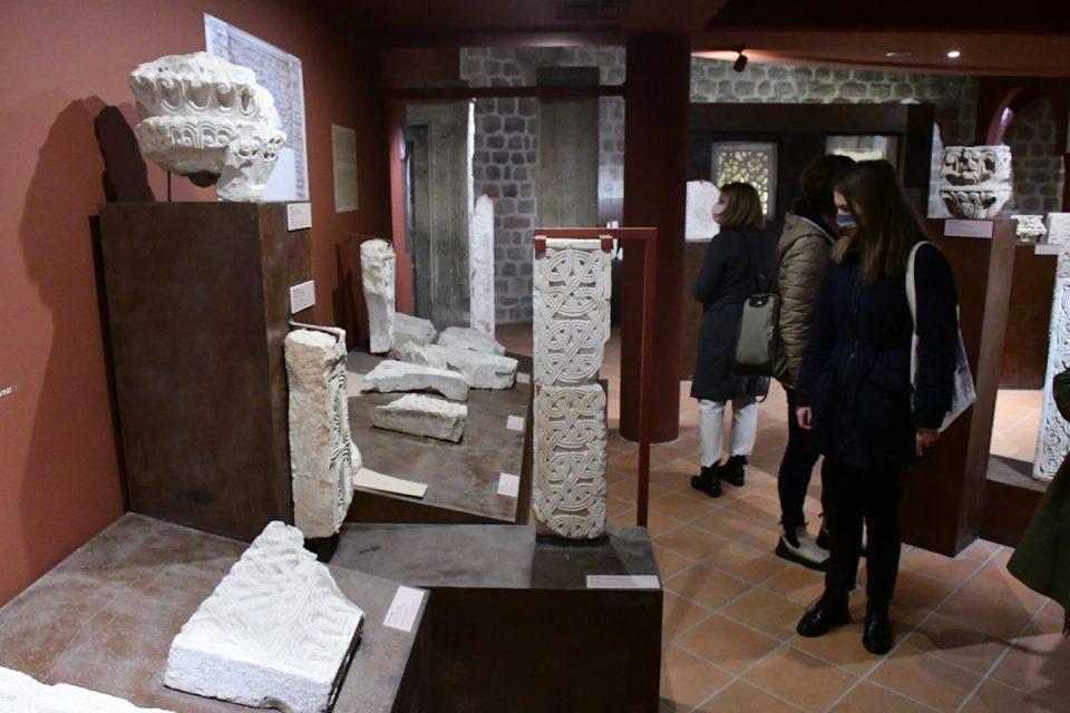 'CVIJET U KAMENU' Prvi put predstavljeni predmeti iz fundusa Arheološkog muzeja