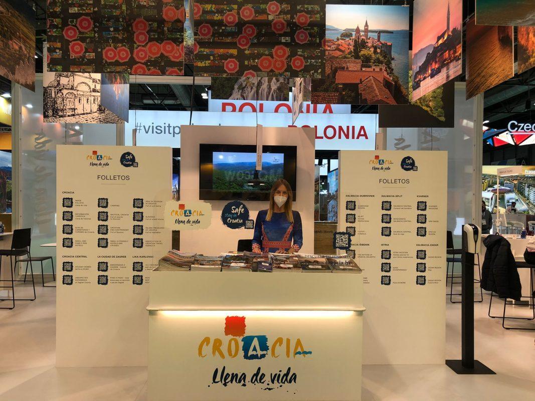 FITUR 2