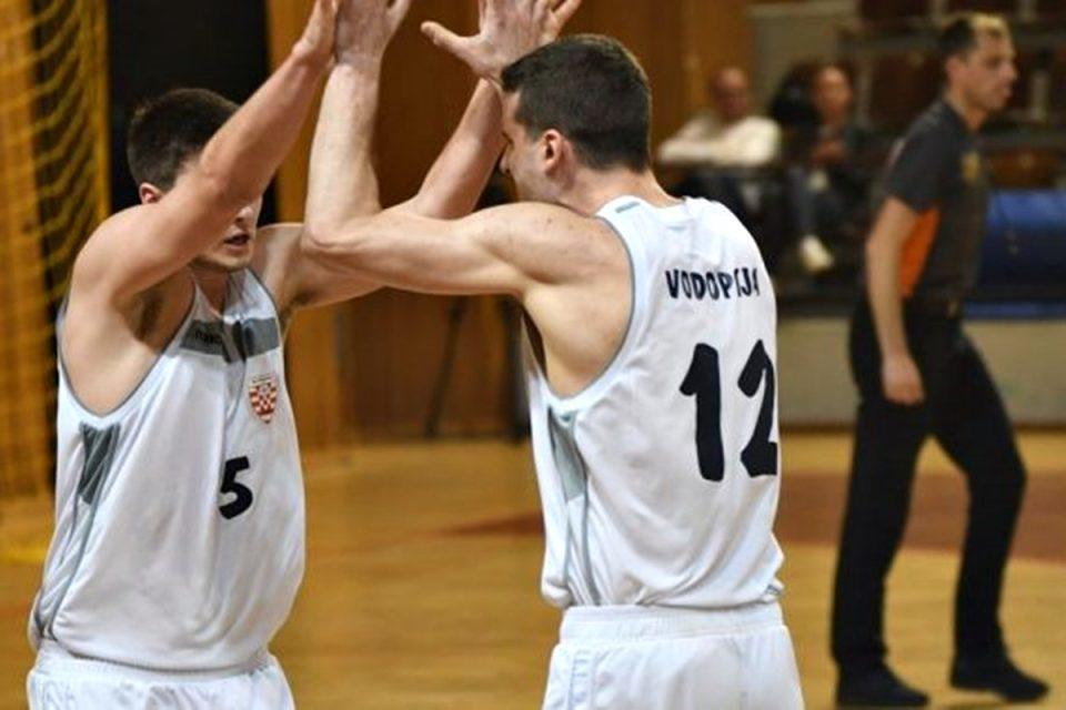 PRIHOD OD ULAZNICA 'ZA LUKASOV KORAK' Dubrovački košarkaši pobijedili ekipu iz Kaštela