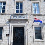 GRAĐANI ZAINTRIGIRANI Policija ne seli u ljetnikovac Pucić na Pilama, snima se njemačka krimi serija 2 pucic05