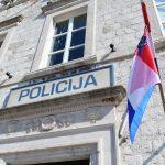 GRAĐANI ZAINTRIGIRANI Policija ne seli u ljetnikovac Pucić na Pilama, snima se njemačka krimi serija 5 pucic14