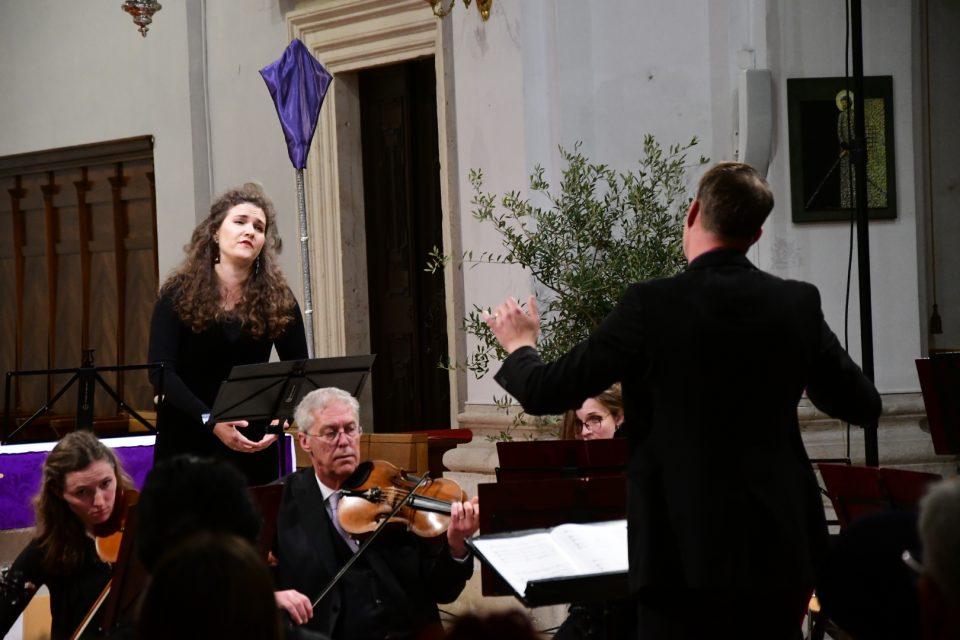 [FOTO/VIDEO] KORIZMENI KONCERT Orkestar, Hut i tri glazbene dive u Katedrali