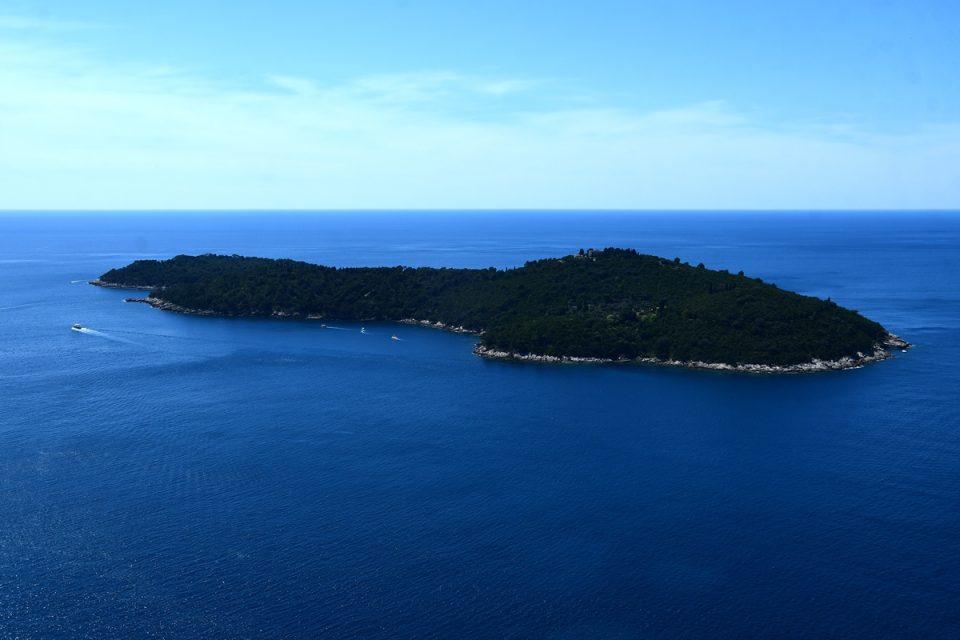 lokrum003