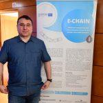 e chain042