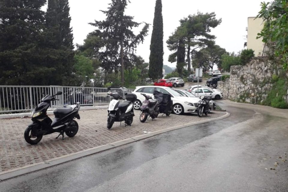 parking tup motori 4