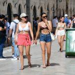 Busy Sunday on Stradun 10