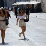 Busy Sunday on Stradun 9