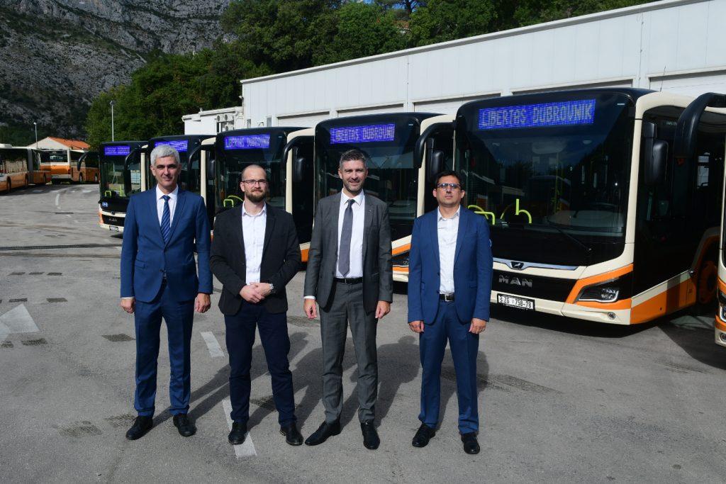 Osam novih autobusa Libertasa 3