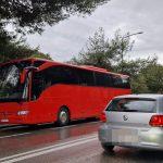 Autobus na skretnom traku 4