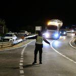 FOTO/VIDEO ZATVOREN MOST Jedna osoba ozlijeđena u sudaru u Lozici 6 policija lozica sudar 3