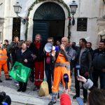 Prosvjed djelatnika Cistoce ispred Gradske uprave 17