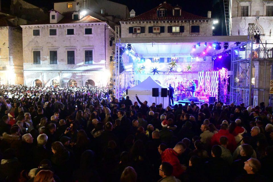 NARODNJACI - DA ILI NE? Grad Dubrovnik neće dozvoliti turbofolk koncerte na javnim površinama