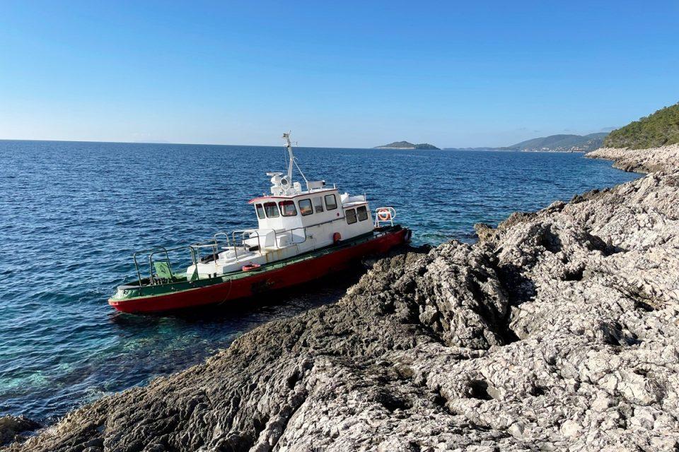 nasukani brod korcula foto opcina smokvica 1