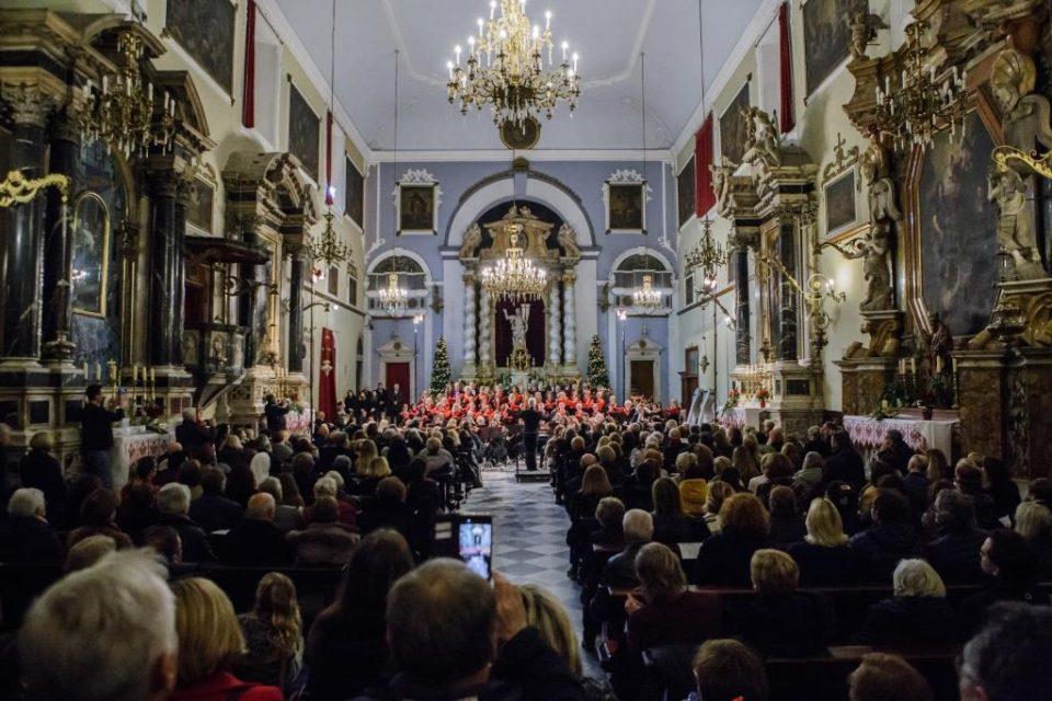Zagrebački orkestar ZET-a nastupa u Male braće