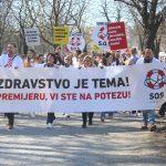 18.03.2023., Zagreb - Pod sloganom "SOS za zdravstvo", pet krovnih lijecnickih udruga organiziralo je veliki prosvjed na Trgu sv. Marka kojim su iskazali nezadovoljstvo svojim statusom, placama, ali i cjelokupnim stanjem u zdravstvenom sustavu. Photo: Lovro Domitrovic/PIXSELL