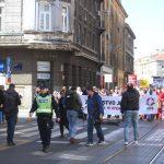 18.03.2023., Zagreb - Pod sloganom "SOS za zdravstvo", pet krovnih lijecnickih udruga organiziralo je veliki prosvjed na Trgu sv. Marka kojim su iskazali nezadovoljstvo svojim statusom, placama, ali i cjelokupnim stanjem u zdravstvenom sustavu. Photo: Lovro Domitrovic/PIXSELL