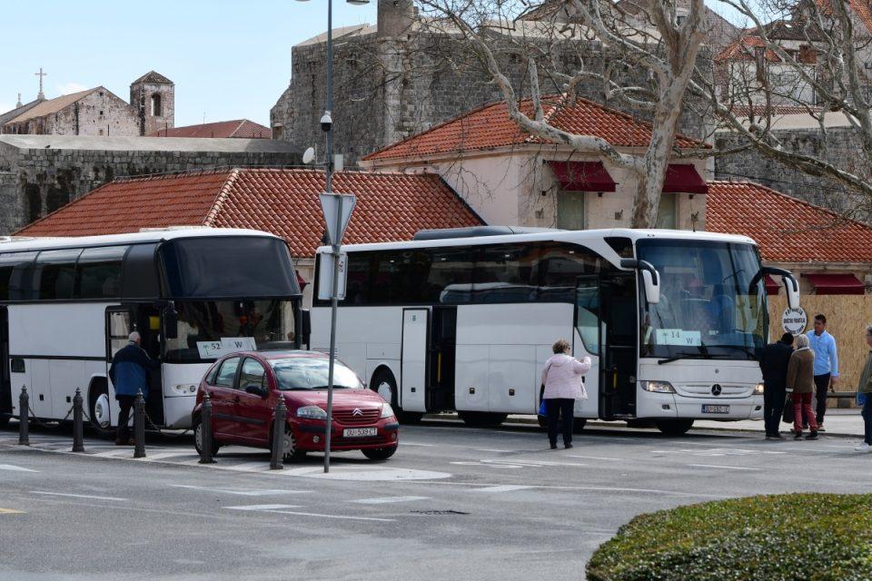autobus pile01