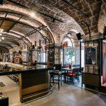 Bar Dining