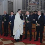 Biskup oprao noge dvanaestorici 26