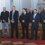 Biskup oprao noge dvanaestorici 3