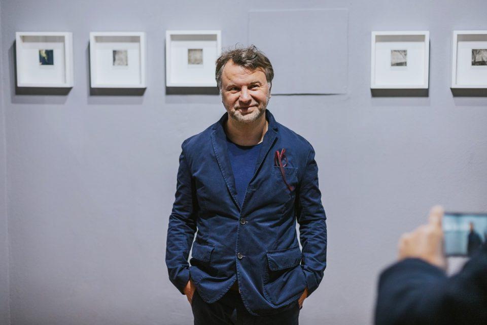 Miho Skvrce otvorio samostalnu izložbu u Mostaru