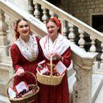 Uskrs u Dubrovniku tradicionalna penganja jaja 11