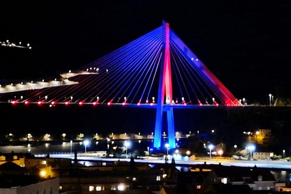 [FOTO] Zasvijetlio Most dr. Franja Tuđmana u novom svjetlosnom ruhu!
