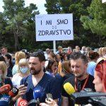 Prosvjed medicinskih sestara i tehnicara ispred bolnice 3