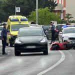 Sudar motocikla i dvaju automobila na vojnovicu 1