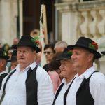 folklorni nastup stradun 15