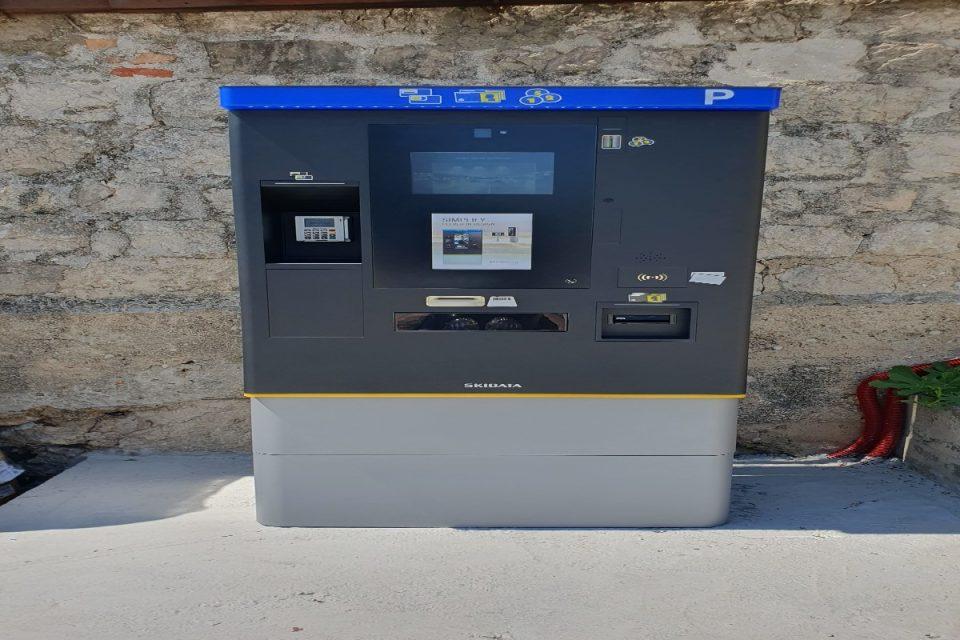 BIVSA REMIZA Grand parking spustio rampe jedan sat parkiranja platit cete 3 eura 2