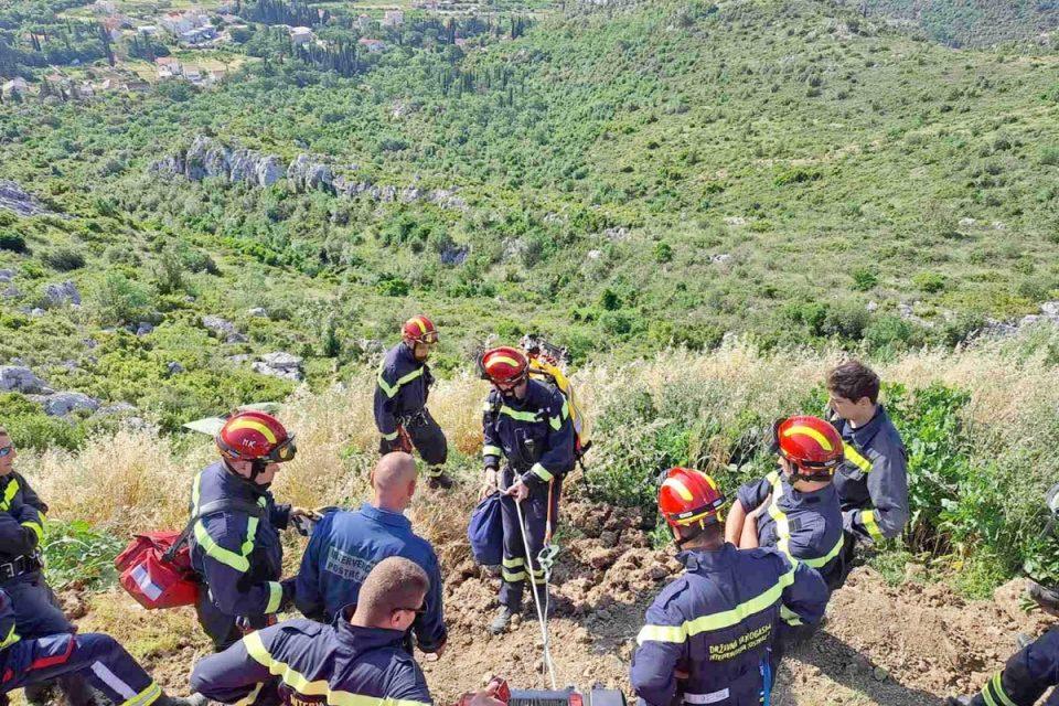 [FOTO] Skoro 30 vatrogasaca sudjelovalo u vježbi na Donjem Brgatu