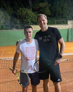 Bojan Bogdanovic tenis uspravno