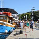 gruz brodovi turisti guzva 1