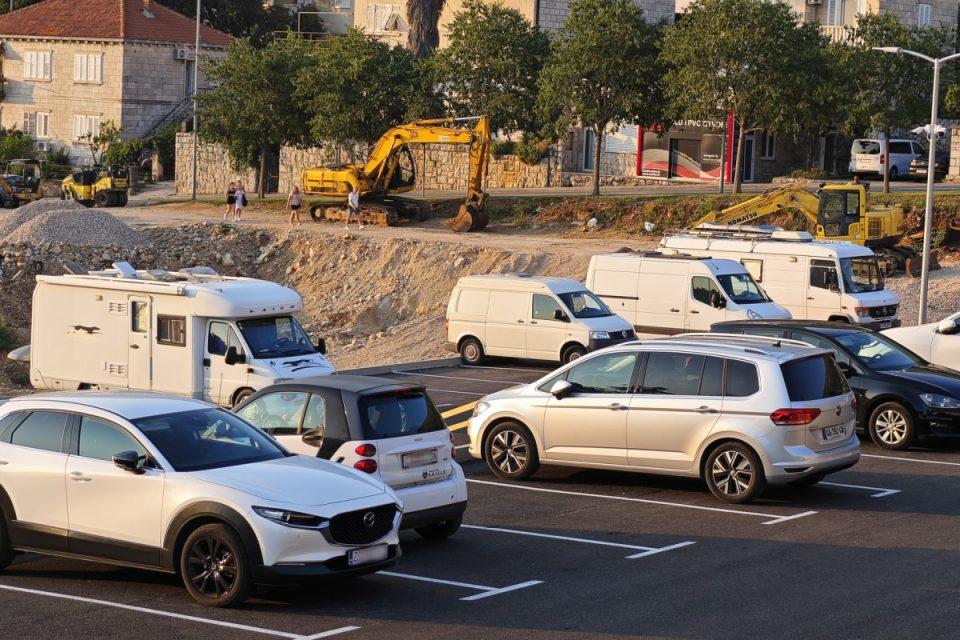 parking miovic.kamperi 6