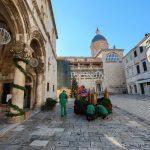 dubrovnik advent postavljanje kucica 5