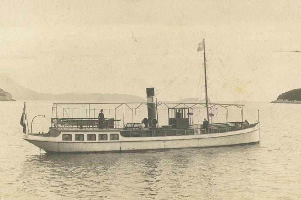 IZLOŽBA U KNEŽEVOM DVORU Brodovi na fotografijama i razglednicama od sredine 19. do sredine 20. stoljeća