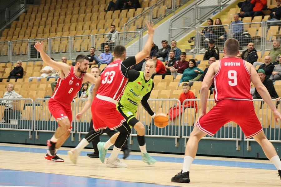 Košarkaši Dubrovnika prvi dio sezone zaključili sa šest pobjeda i pet poraza