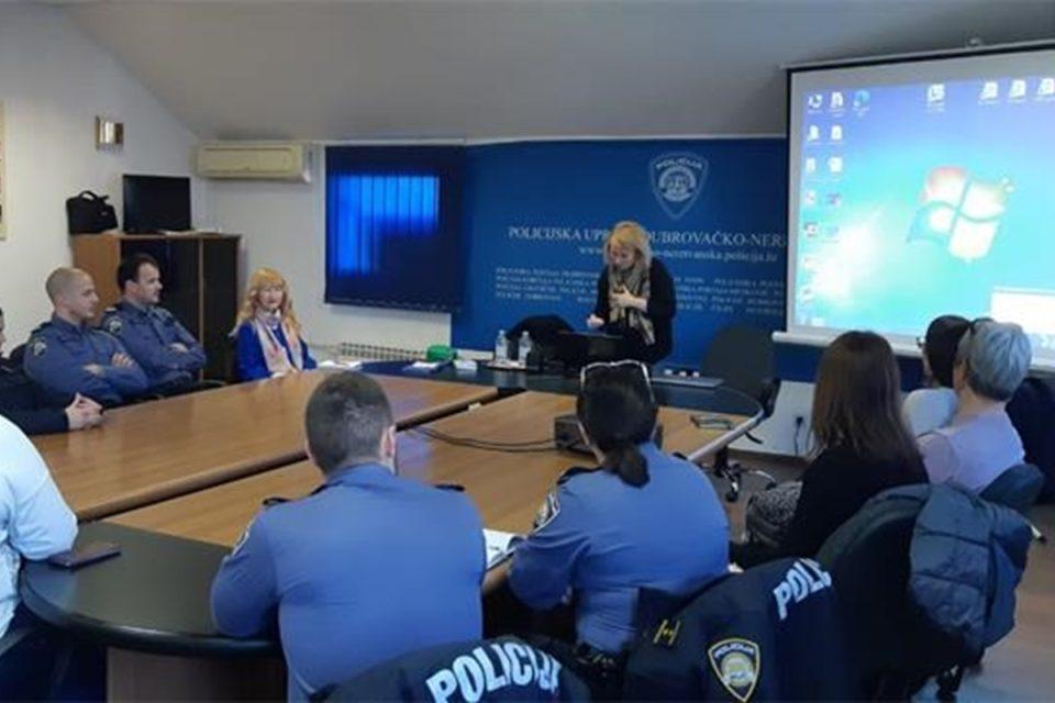 edukacija policijskih sluzbenika